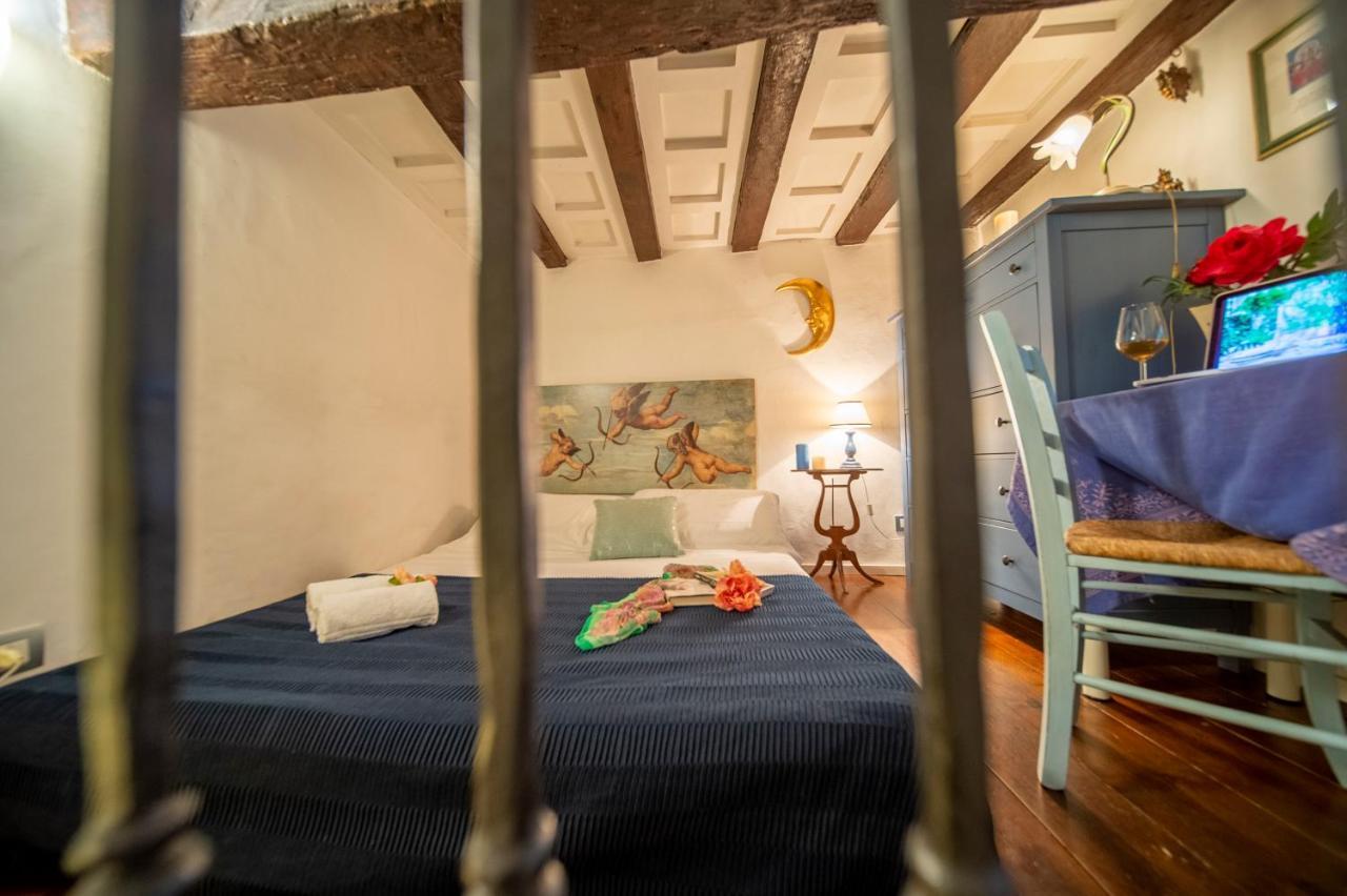 Wonderful Romantic Studio Ponte Vecchio Area ฟลอเรนซ์ ภายนอก รูปภาพ
